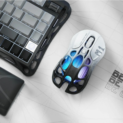 Мышь GravaStar Mercury M1 Pro, BT/WL/USB-A, RGB, черно-белый