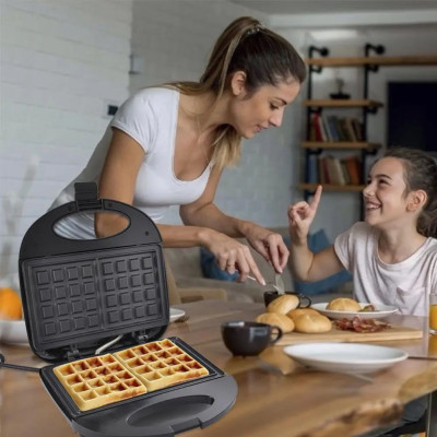 Вафельниця Domotec MS-7705 електрична з антипригарним покриттям 1000 Вт.