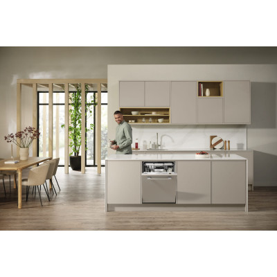 Посудомоечная машина Miele G 5050 SCVi встроенная, 14компл., A++, 60см, дисплей, 3й корзина, белая