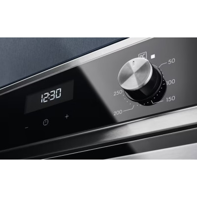 Духовой шкаф Electrolux электрический, 65л, A, дисплей, конвекция, черный