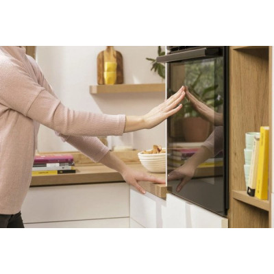Духова шафа Gorenje електрична, 77л, A+, пара, дисплей, чорний