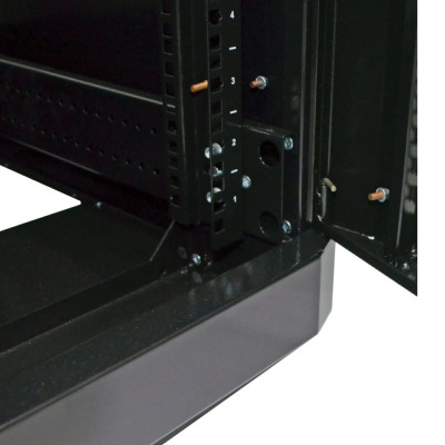 CMS (UA-MGSE33610MPB) 19" 33U 610х1055 Шафа