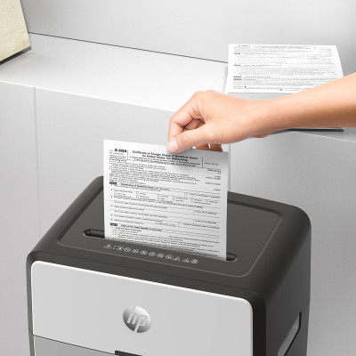 Знищувач документів HP OneShred 24CC, A4, 80g х 24 листів, 4*35, 30 л., P-4