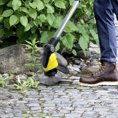 Тример садовий акумуляторний Karcher WRE 18-55 для видалення бур'янів акумуляторів 18В 2.85кг (без АКБ та ЗП)