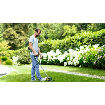Триммер садовый аккумуляторный Bosch UniversalGrassCut 18V-260 1х2.5А·час 26см 2.3кг