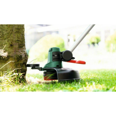 Триммер садовый аккумуляторный Bosch UniversalGrassCut 18V-260 1х2.5А·час 26см 2.3кг