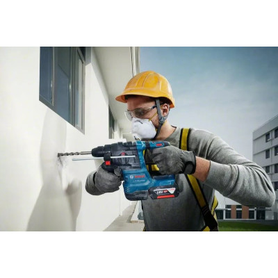 Перфоратор акумуляторний Bosch Professional GBH 185-LI SDS-Plus 18В акб 2х4А·год 1.9Дж 2.3кг