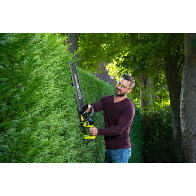 Кусторез аккумуляторный Ryobi ONE+ RY18HT55A-0 18В 55см шаг реза 24мм 2.4кг без АКБ и ЗП