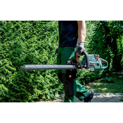 Кусторез аккумуляторный Metabo HS 18 LTX BL 75 18В 75см шаг реза 21мм 4.4кг без АКБ и ЗП