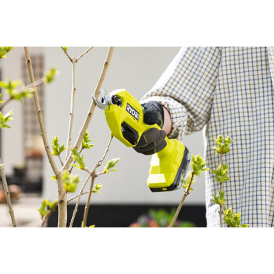 Секатор акумуляторний Ryobi ONE+ RY18SCA-0 18В d різа 25мм 0.74кг без АКБ та ЗП