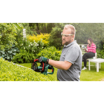 Кусторез Bosch UniversalHedgeCut 50 480Вт 50см шаг реза 26мм 3.67 кг
