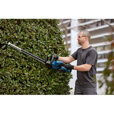 Кусторез аккумуляторный Bosch Professional GHE 18V-60 18В 60мм шаг реза 23мм 2.3кг без АКБ и ЗП