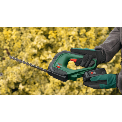 Ножницы для травы аккумуляторные Bosch AdvancedShear 18V-10 + насадка кусторез 10/20см шаг реза 8мм 1xPBA 2.0Ah 2.45кг