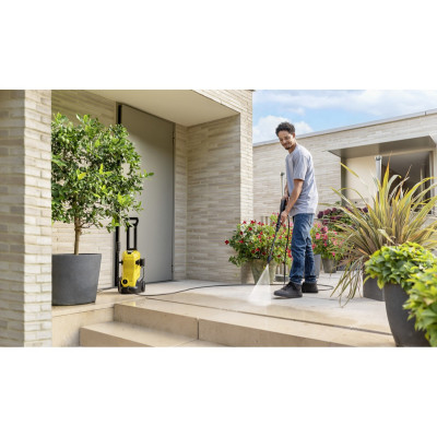Мінімийка високого тиску Karcher K 3 CAR & HOME 1600Вт, 20-120бар, 380л/год, шланг 6м, 4.30кг