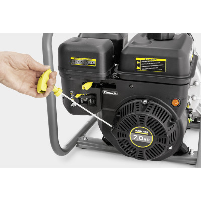 Мотопомпа бензинова Karcher WWP 45 для брудної води, 45м3/г (750л/хв), 6.9 к.с., 166см/куб, 36кг