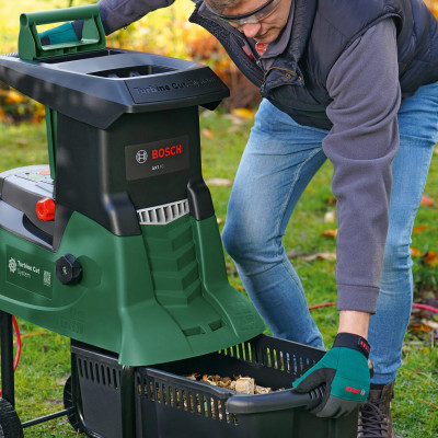 Измельчитель садовый Bosch AXT 25 2500Вт 40об/мин 45мм 53 л. 30.5кг режущая система Turbine-Cut низкошумная
