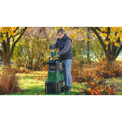 Измельчитель садовый Bosch AXT 25 2500Вт 40об/мин 45мм 53 л. 30.5кг режущая система Turbine-Cut низкошумная